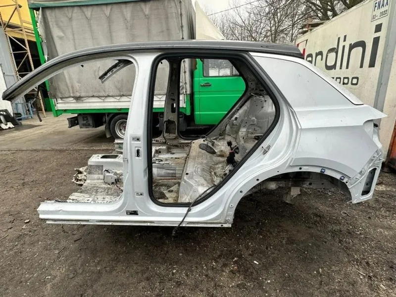 Portello POST SCOCCA TELAIO FIANCATA Volkswagen T-roc 2017