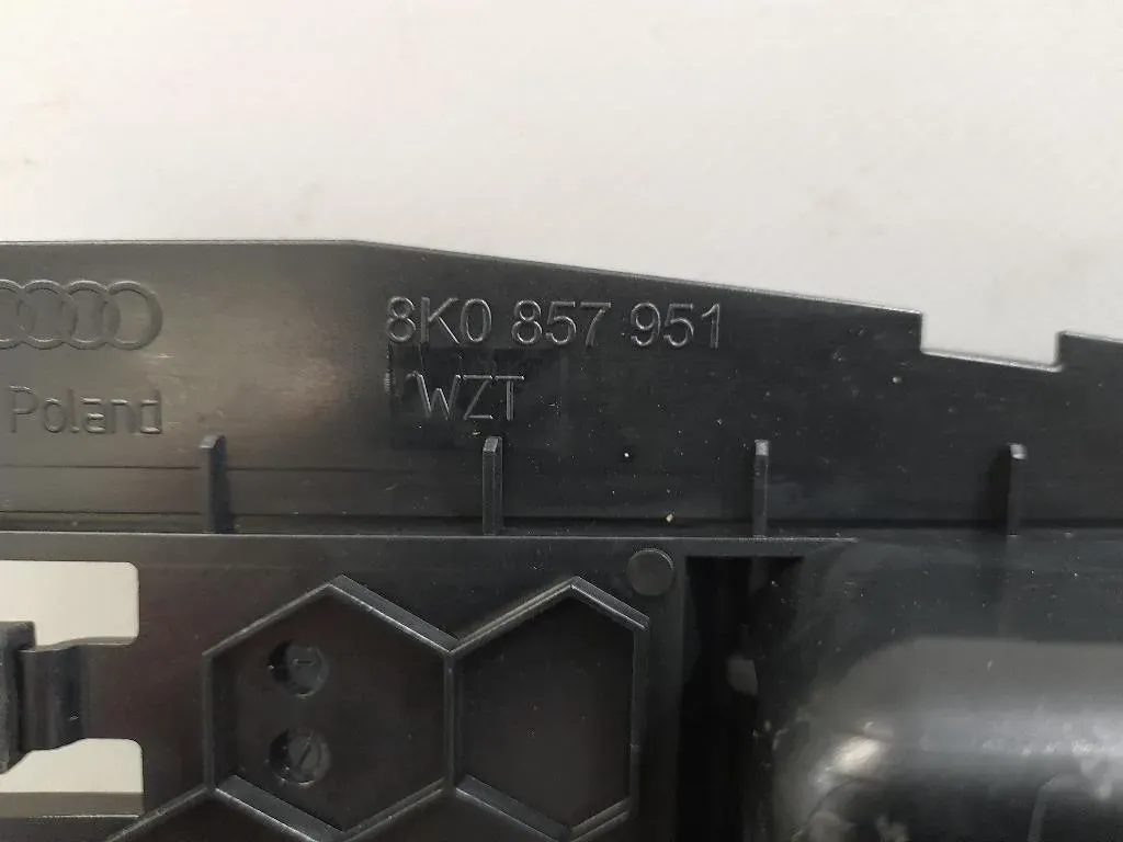 Posacenere 8K0857951 Audi A5 8T3 2012