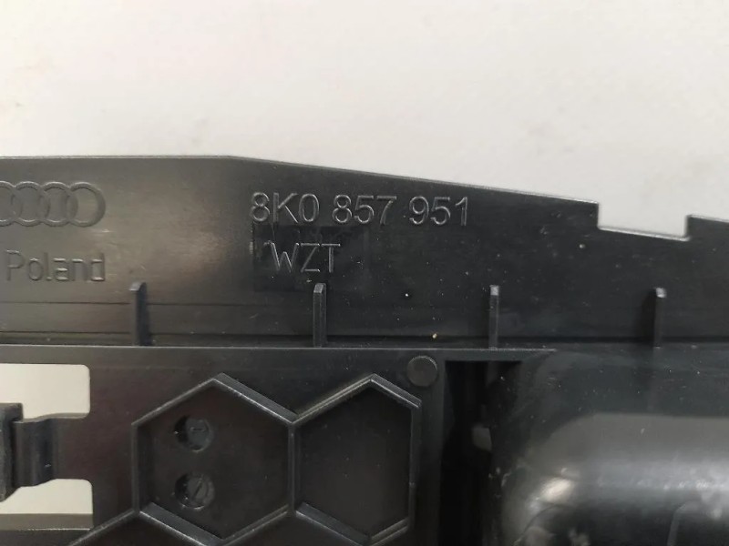 Posacenere 8K0857951 Audi A5 8T3 2012