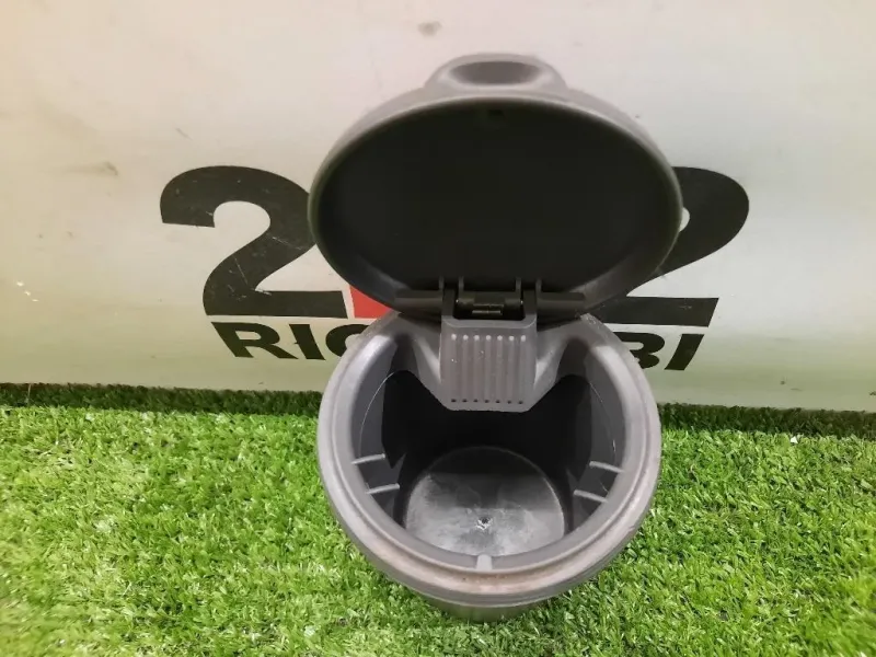 Posacenere 735354087 Fiat Panda II 2004