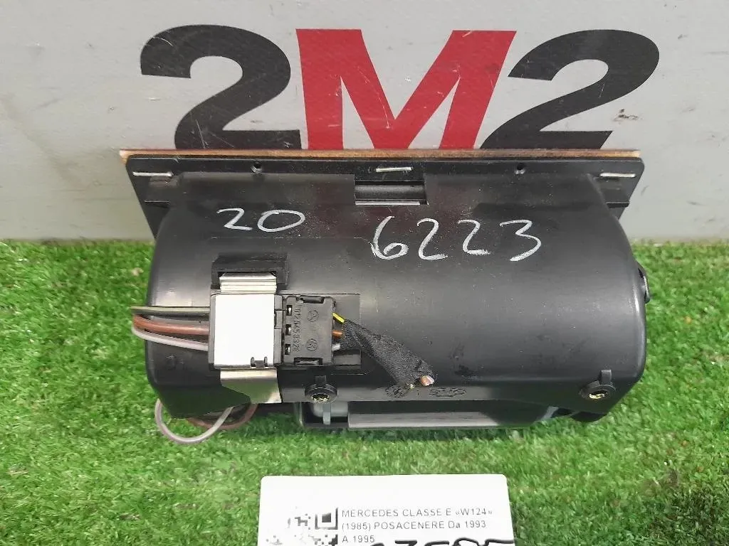 Posacenere Mercedes Classe E W124 1985