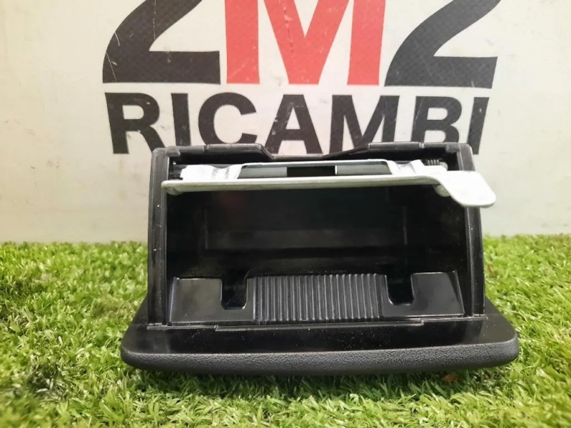 Posacenere MR402454 Mitsubishi Pajero III 2000