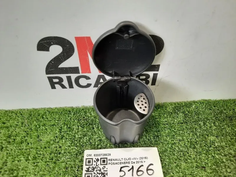Posacenere 8200728639 Renault CLIO IV 2016