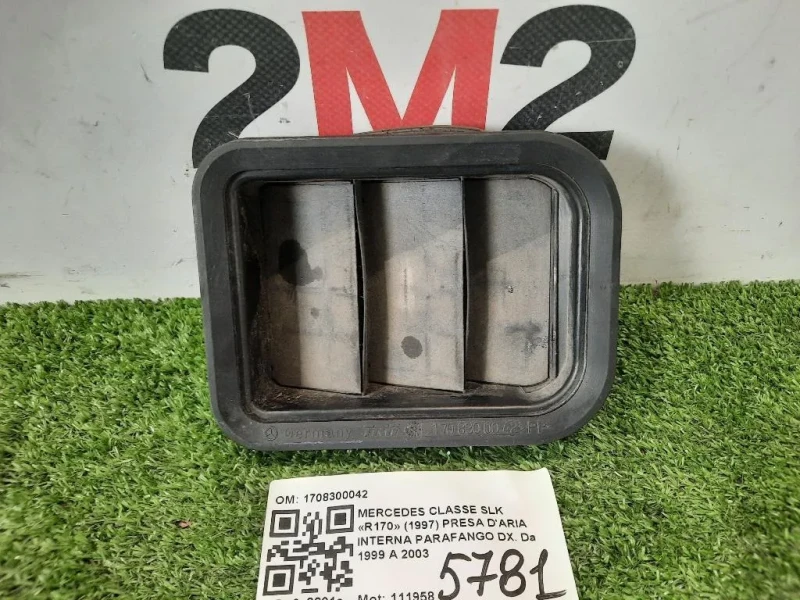 Presa Daria Interna Parafango DX 1708300042 Mercedes Classe SLK R170 1997
