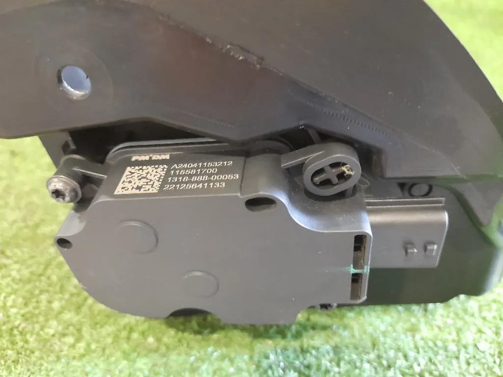 Presa Daria Paraurti ANT 214F63070R Dacia Duster II 2018