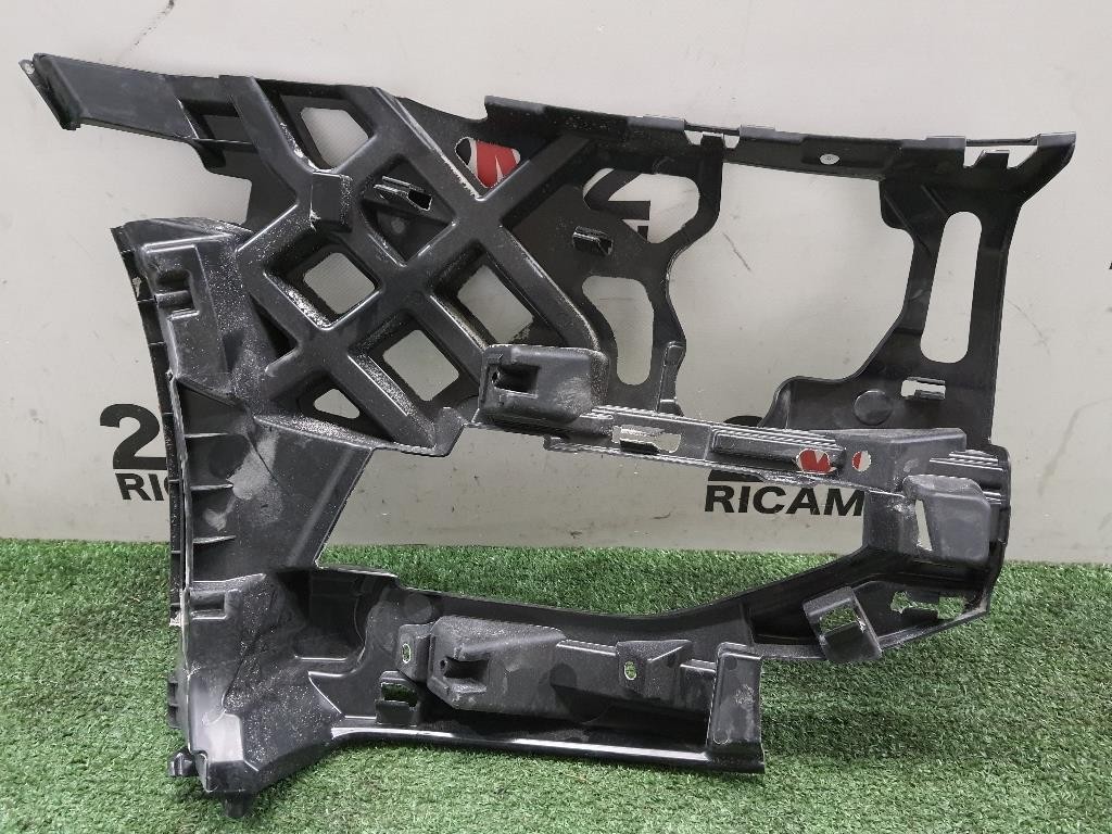 Presa Daria Paraurti ANT 9817652780 DEFLETTORE Peugeot 308 II 2017