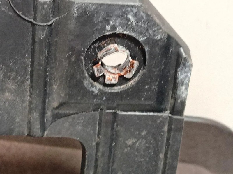 Presa Daria Paraurti ANT 214992066R PRESA DARIA Renault CLIO IV 2013