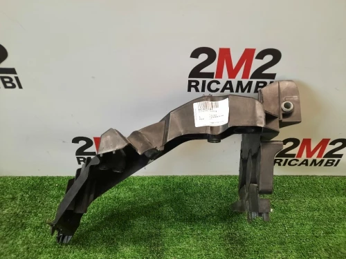 Sostegno Proiettore DX 8K0 805 608 C Audi A4 8K2 2008