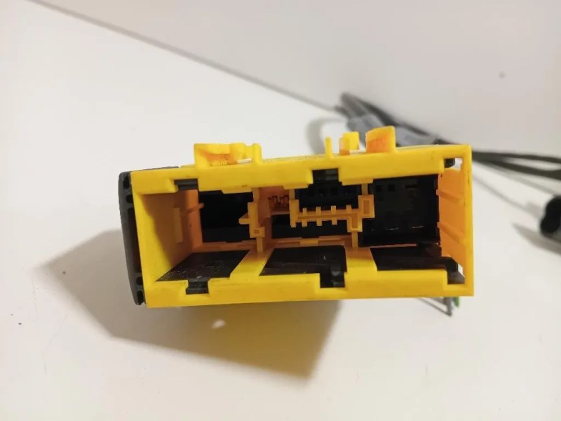 Pretensionatore Destro 33028130 A Bmw X5 E53 2000