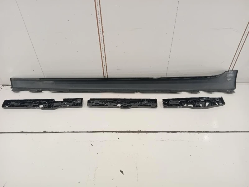 Sottoporta Parte Centrale DX 5177738733851777387348 Bmw Serie 5 G30 Berlina 2016