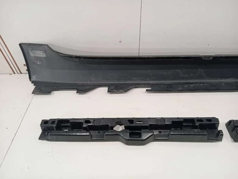 Sottoporta Parte Centrale SX 5177738734751777387337 Bmw Serie 5 G30 Berlina 2016