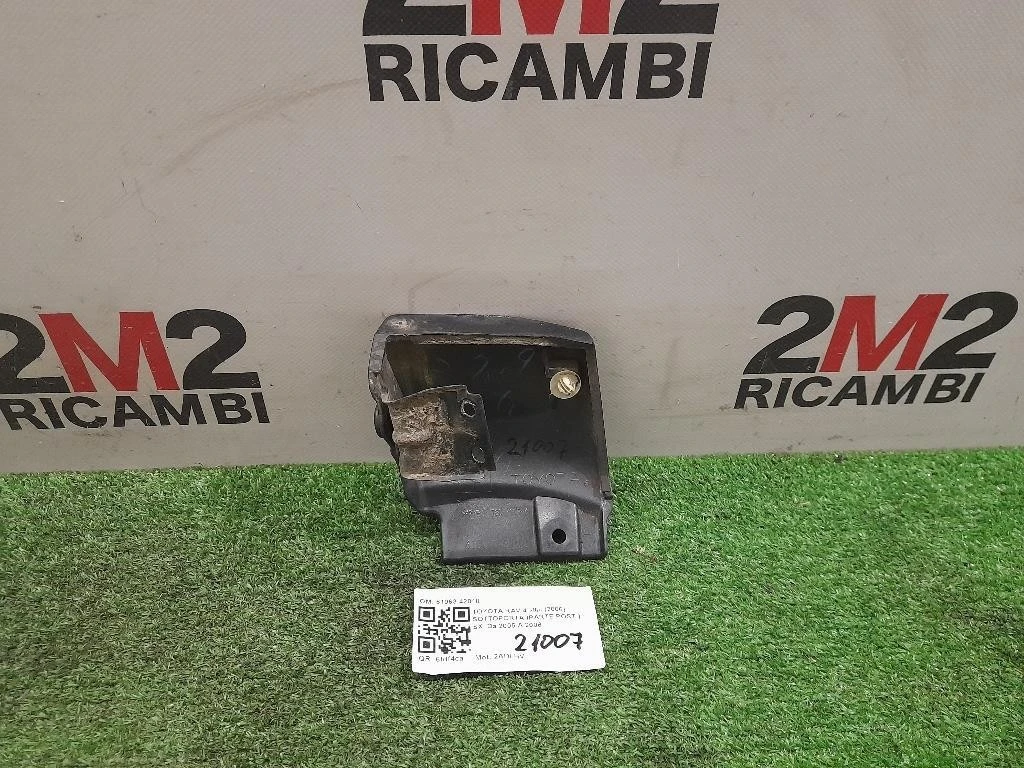 Sottoporta Parte POST SX 61064-42010 Toyota RAV 4 III 2006