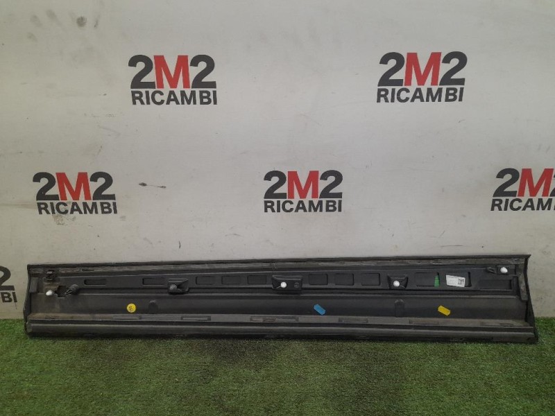 Sottoporta DX 81A853960B COPERTURA DECORATIVA PORTA Audi Q2 GAB 2016