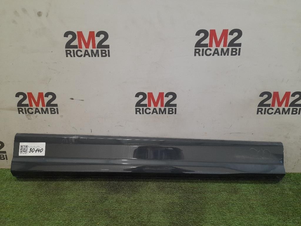 Sottoporta DX 81A853960B COPERTURA DECORATIVA PORTA Audi Q2 GAB 2016