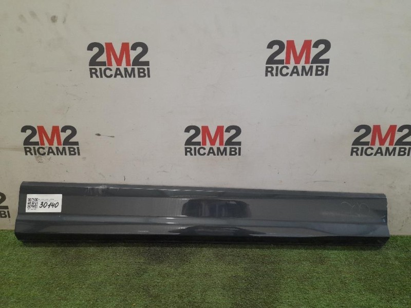 Sottoporta DX 81A853960B COPERTURA DECORATIVA PORTA Audi Q2 GAB 2016