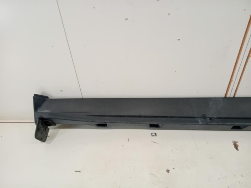 Sottoporta DX J9C3-10154-A Jaguar E-pace 2017