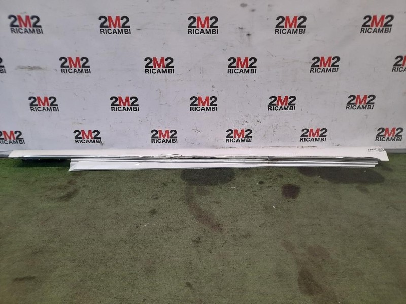 Sottoporta DX A2056907002 Mercedes Classe C W205 2014