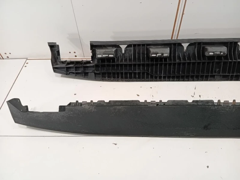 Sottoporta DX A 166 690 02 10 Mercedes Classe GLE W166 2015