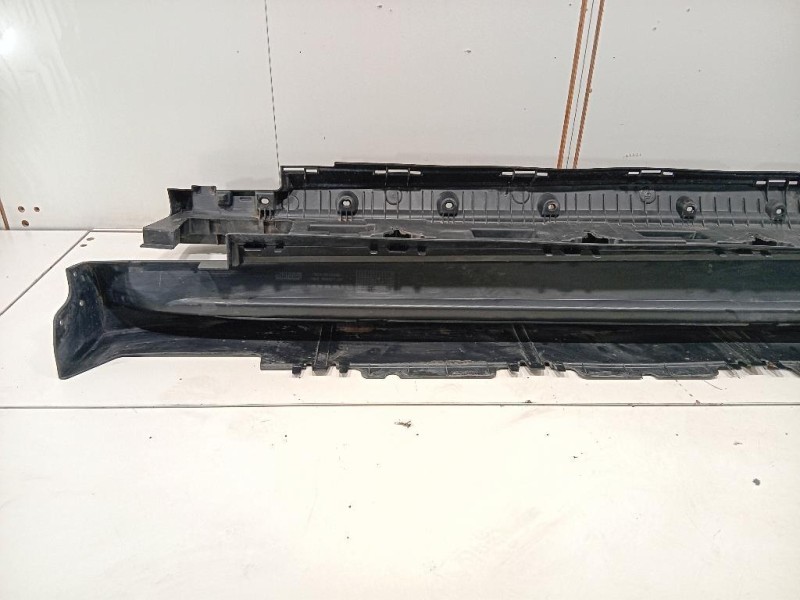 Sottoporta DX A 166 690 02 10 Mercedes Classe GLE W166 2015