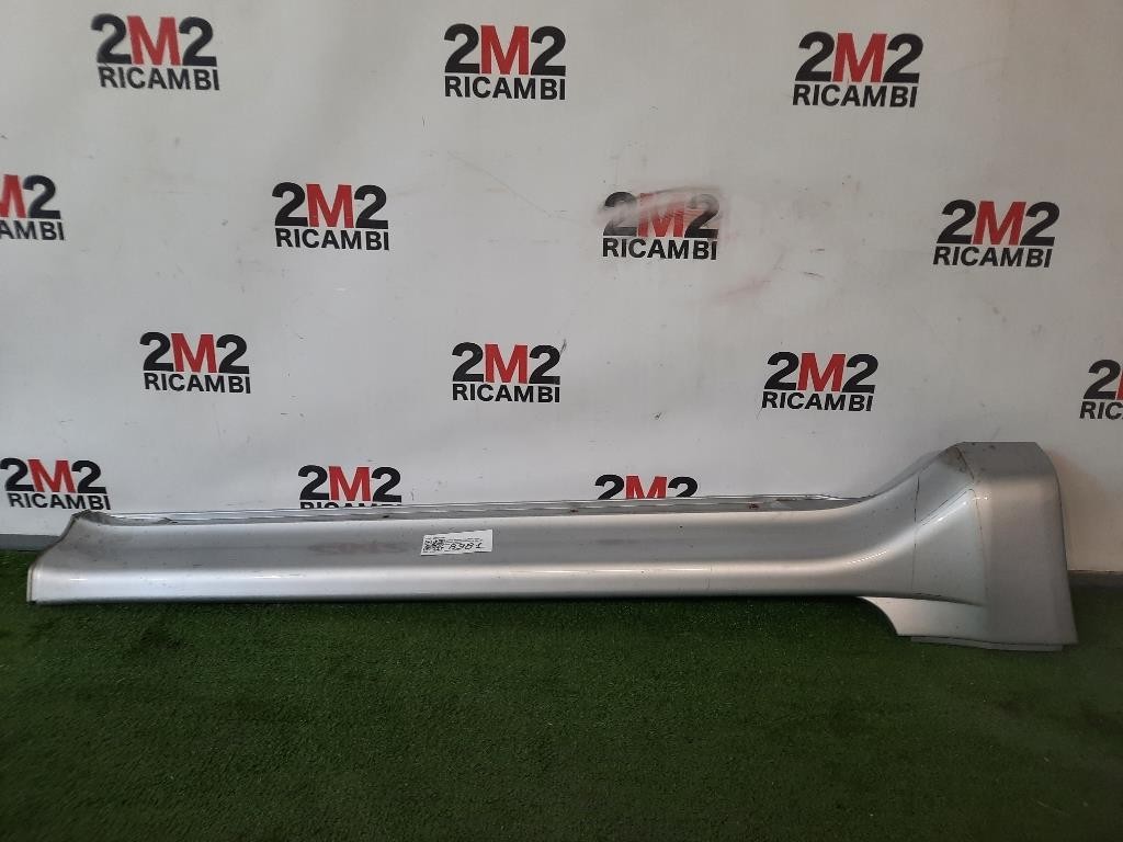 Sottoporta DX 5253C940 Mitsubishi Pajero III 2000