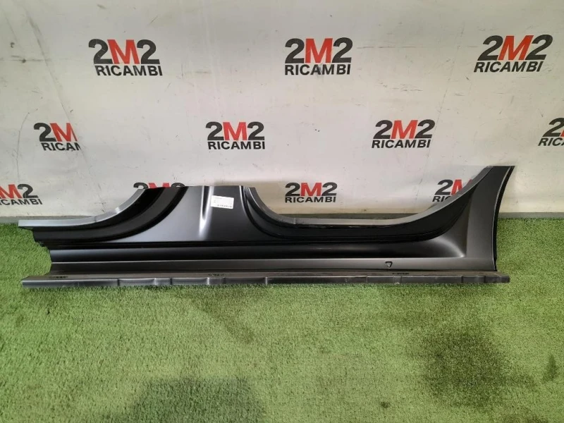 Sottoporta DX 5E5809602D Skoda Octavia 5E3 2013