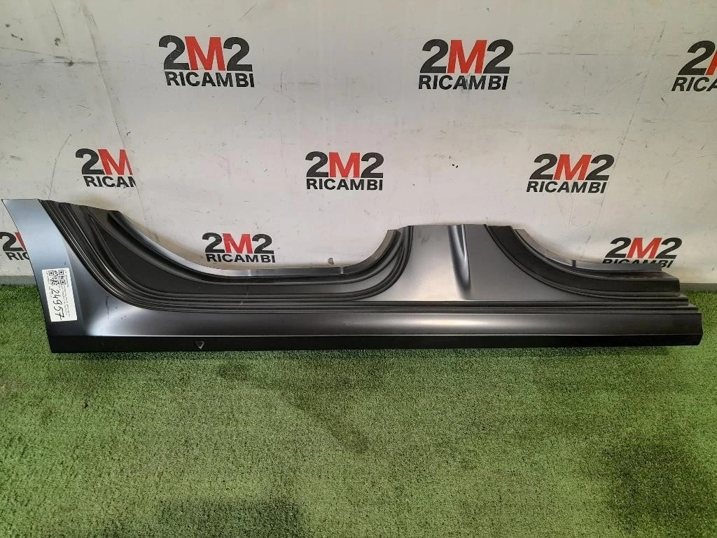 Sottoporta DX 5E5809602D Skoda Octavia 5E3 2013