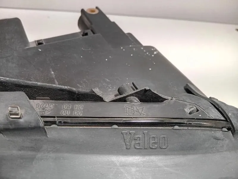 Proiettore ANT DX SE0941004L Audi A3 8P1 2004