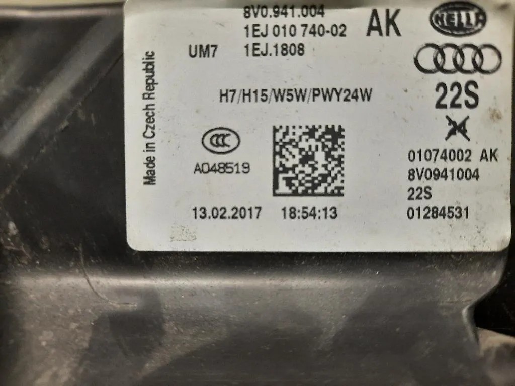 Proiettore ANT DX 8V0941004AK Audi A3 8V1 2012