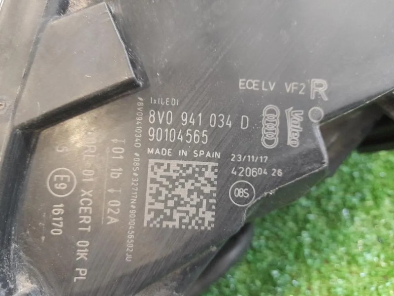 Proiettore ANT DX 8V0941034D Audi A3 8VA Sportback 2012