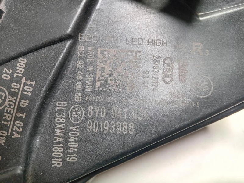 Proiettore ANT DX 8Y0941034 Audi A3 8YA Sportback 2019