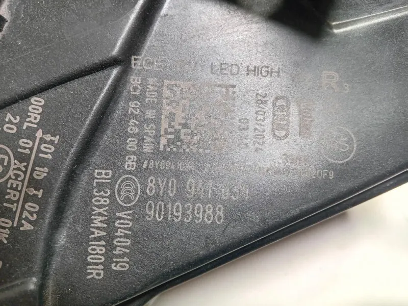 Proiettore ANT DX 8Y0941034 Audi A3 8YA Sportback 2019