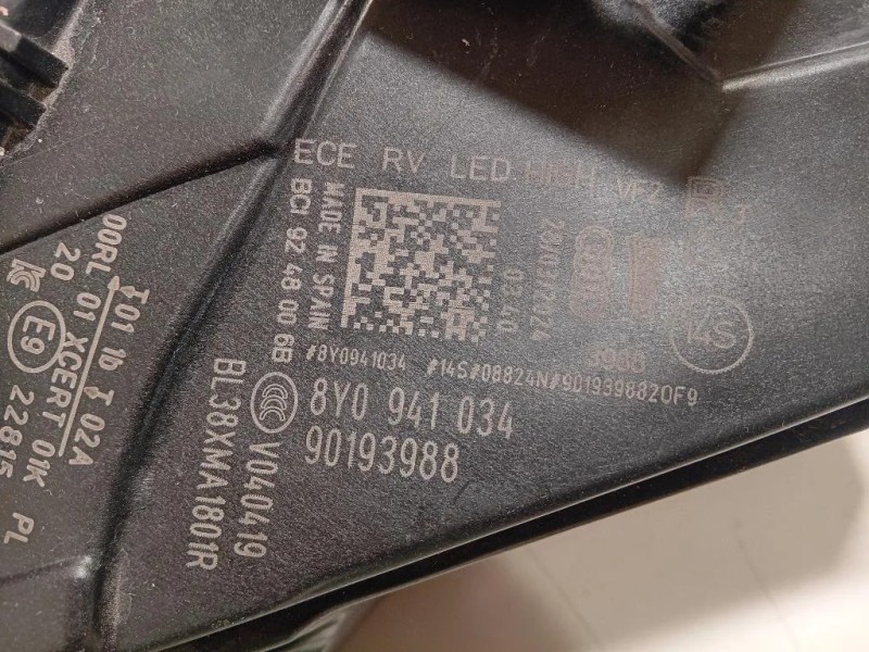 Proiettore ANT DX 8Y0941034 Audi A3 8YA Sportback 2019