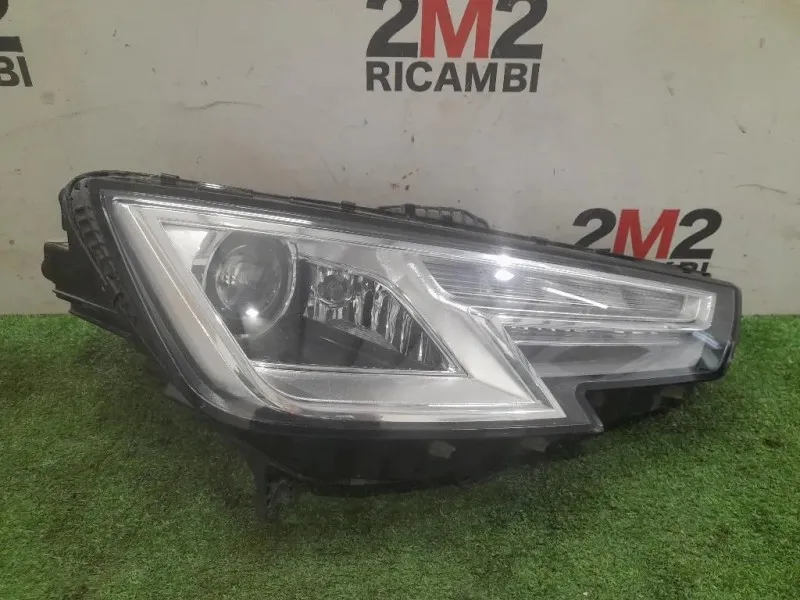 Proiettore ANT DX 8W0941006 Audi A4 8W2 2015