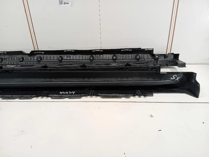 Sottoporta SX A 166 690 01 10 Mercedes Classe GLE W166 2015