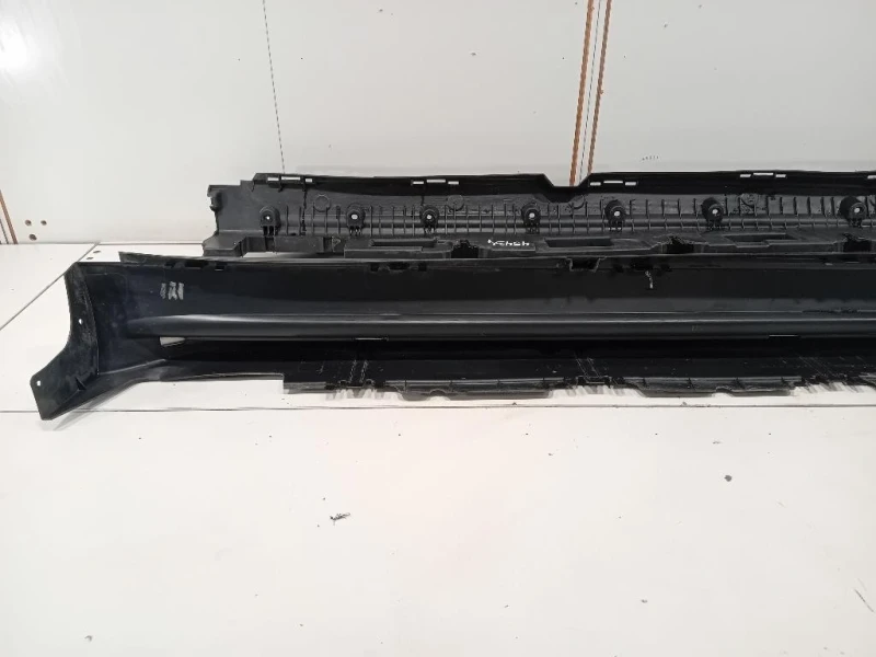 Sottoporta SX A 166 690 01 10 Mercedes Classe GLE W166 2015