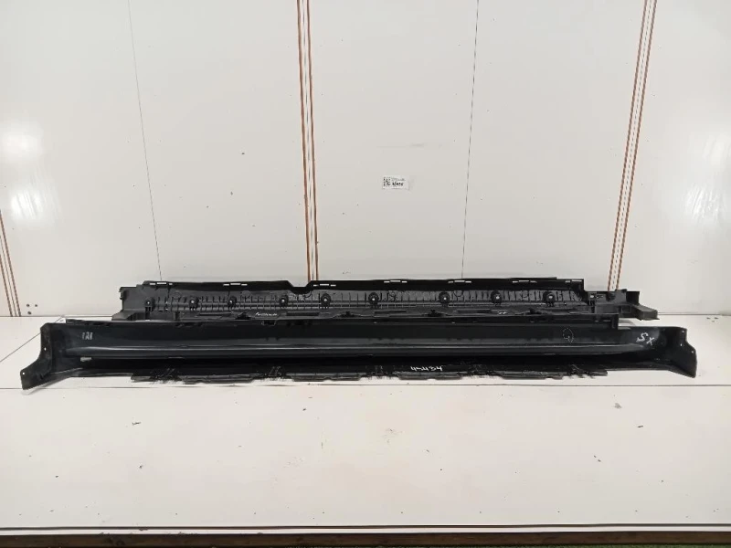 Sottoporta SX A 166 690 01 10 Mercedes Classe GLE W166 2015