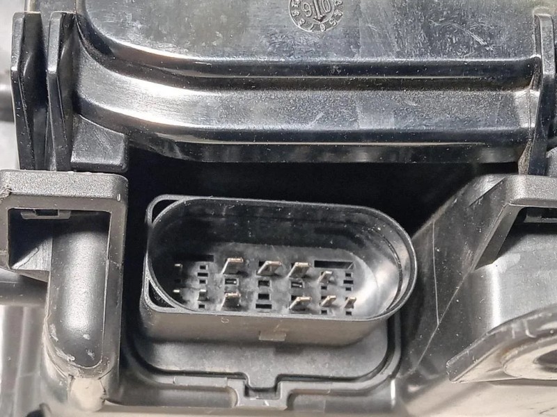 Proiettore ANT DX 4E0 941 004 BR Audi A6 4B Avant 2001