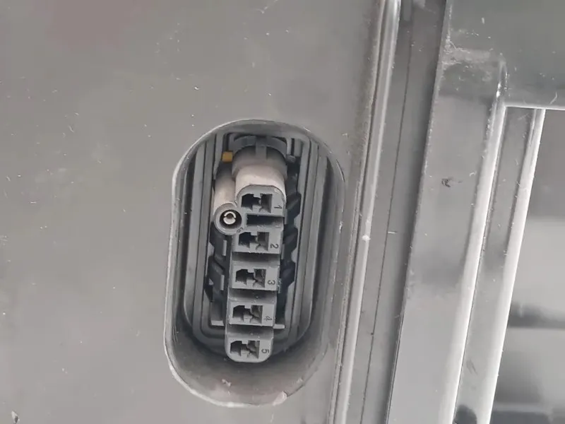 Proiettore ANT DX 4E0 941 004 BR Audi A6 4B Avant 2001