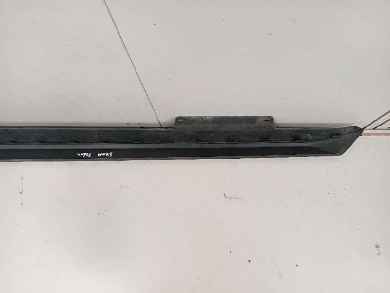 Sottoporta SX 9V0853855 Skoda Fabia NJ3 2018