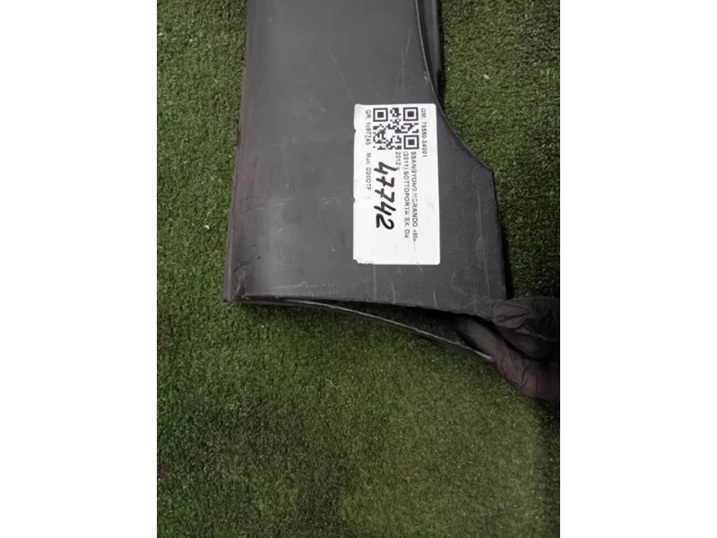 Sottoporta SX 79550-34001 Ssangyong Korando III 2011