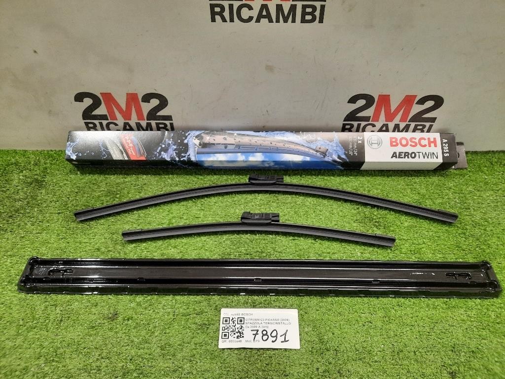 Spazzola Tergicristallo A295S BOSCH COPPIA NUOVO Citroen C3 Picasso 2009