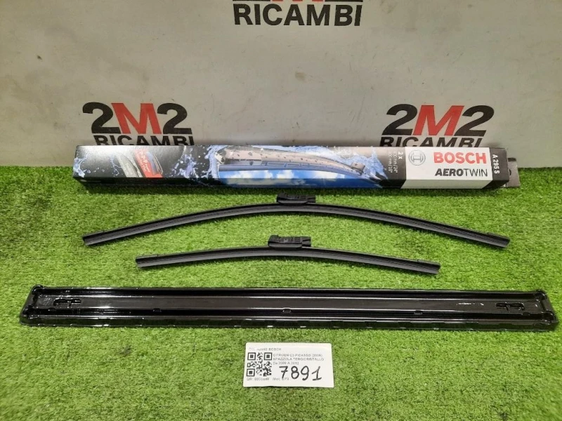Spazzola Tergicristallo A295S BOSCH COPPIA NUOVO Citroen C3 Picasso 2009
