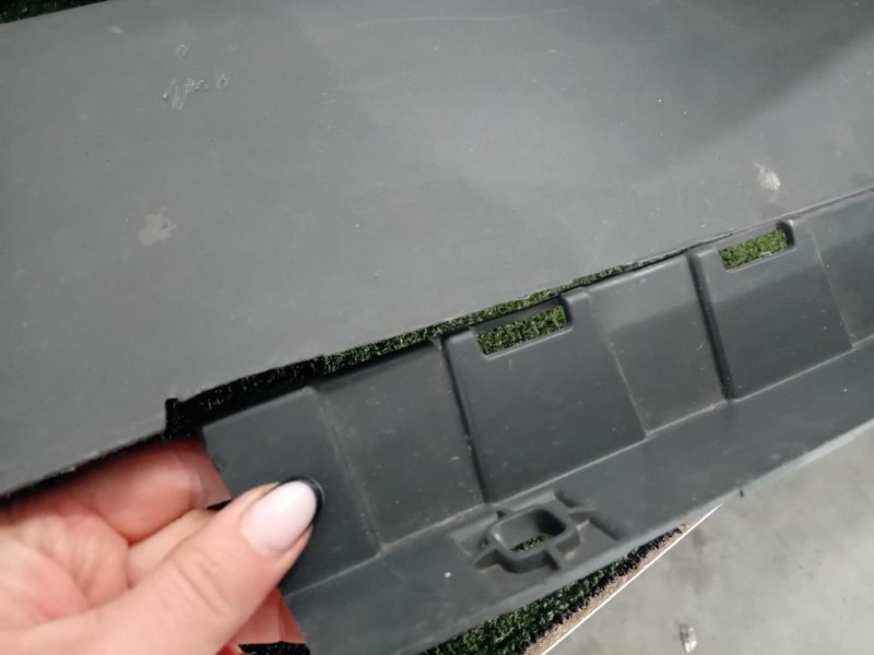 Spoiler Centrale Paraurti ANT 83A8070614W3 Audi Q3 F3B 2018