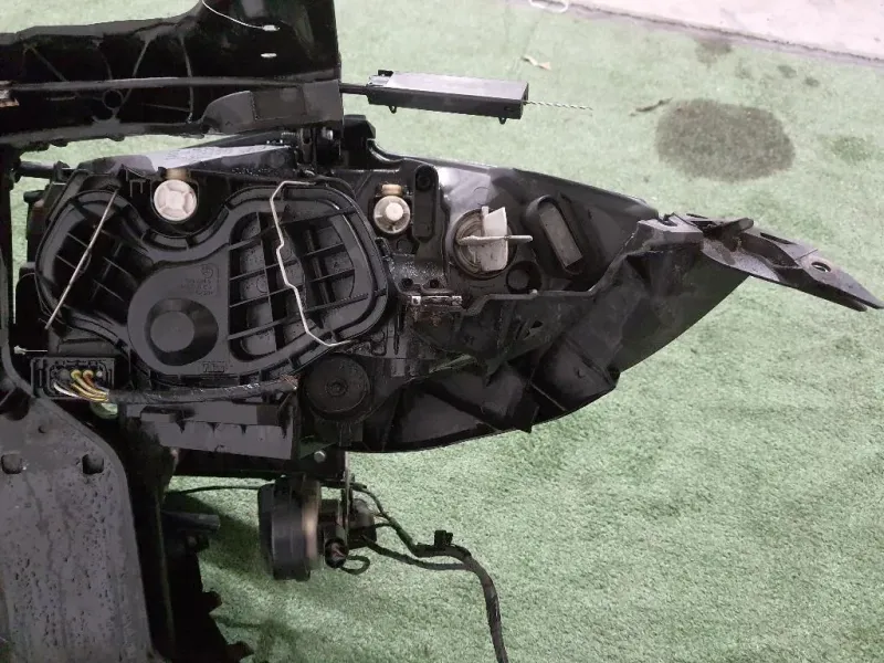 Proiettore ANT DX 63117249652 Bmw Serie 1 E87 Berlina 2005