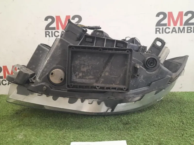 Proiettore ANT DX 63117249652 Bmw Serie 1 E87 Berlina 2005