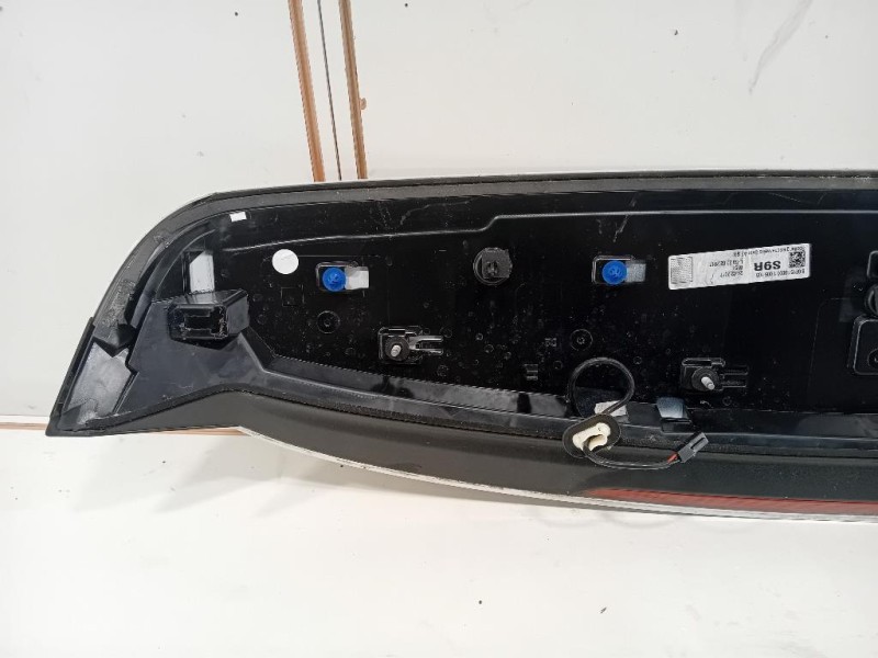 Spoiler Frangivento POST 8V4827933BGRU Audi A3 8VA Sportback 2012