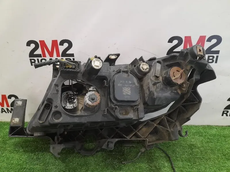 Proiettore ANT DX Bmw Serie 3 E90 Berlina 2005