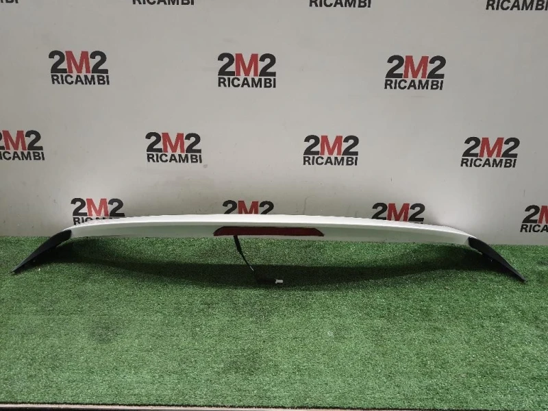 Spoiler Frangivento POST BJT651961 Mazda 3 III 2014