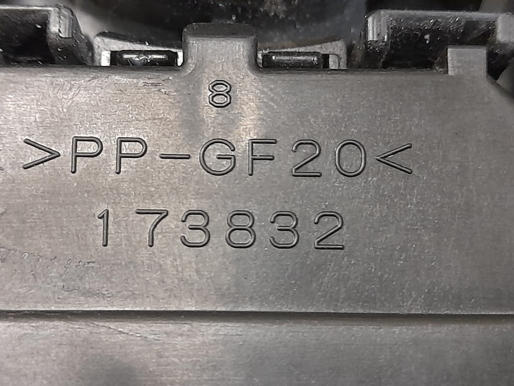 Devioguida Completo 173832 Toyota Yaris IV 2012