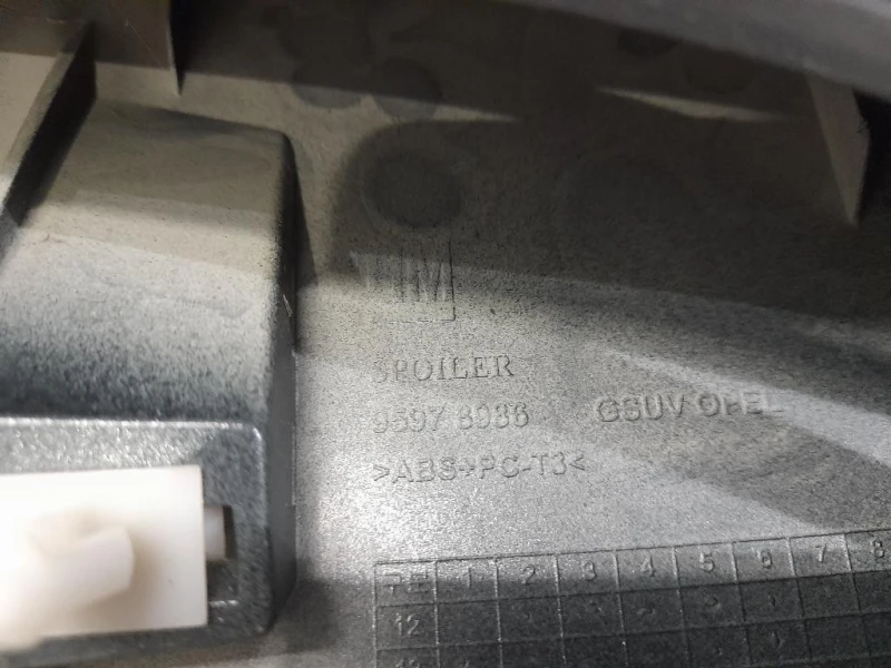 Spoiler Frangivento POST 95978986 Opel Mokka 2013